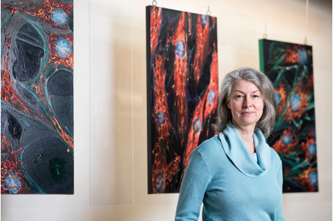 Lynda Michaud Cutrell (SMFA Post-Baccalaureate '07, Studio Diploma '08, Fifth Year '11) spent 25 years working in finance. All the while, she dabbled in art on the side, with the aim of capturing beauty in painting landscapes and traditional art.